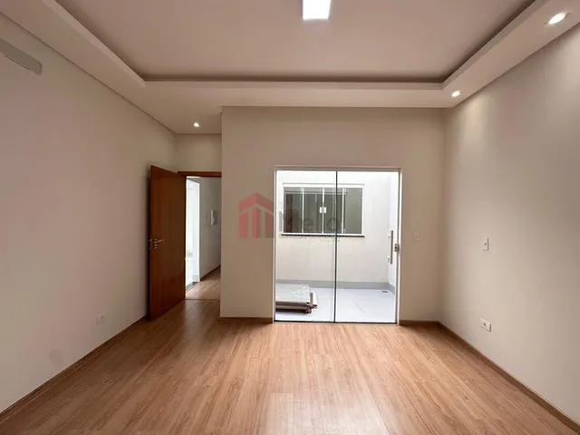 Imagem 9: Oportunidade Única: Casa À Venda em Umuarama-Pr, Bairro Parque Bandeirantes, 3 Quartos, 1 Suíte, 3 Banheiros, 138M²