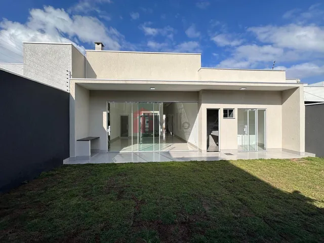 Imagem 4: Oportunidade Única: Casa À Venda em Umuarama-Pr, Bairro Parque Bandeirantes, 3 Quartos, 1 Suíte, 3 Banheiros, 138M²