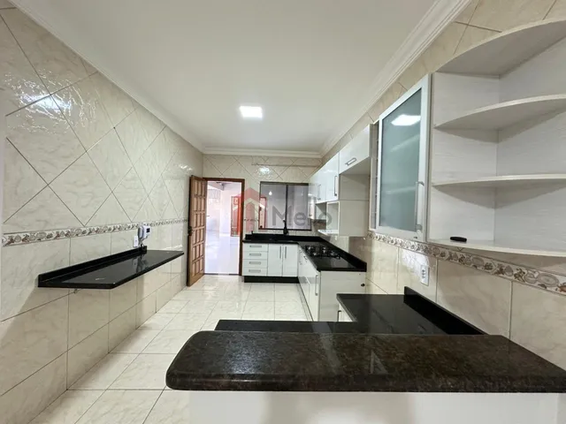 Imagem 2: 0 Casa com 3 dormitórios