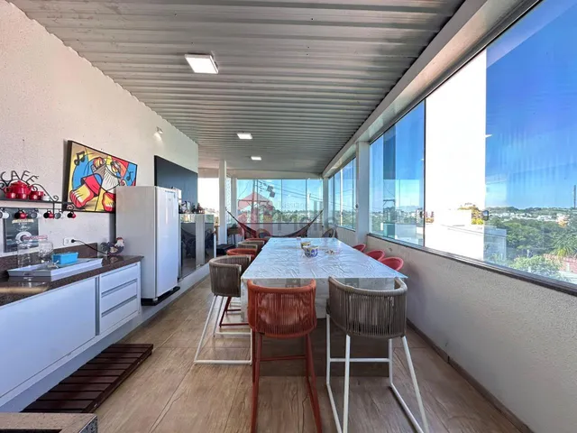Imagem 11: Casa de Luxo À Venda em Umuarama-Pr, Jardim Tupã: 4 Quartos, 4 Suítes, 1 Sala, 4 Banheiros, 4 Vagas, 187M². Imperdível!