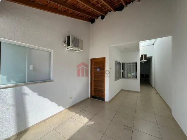 Imagem 15: Casa para Venda em Umuarama-Pr, no Parque Ibirapuera: 3 Quartos, 1 Suíte, 1 Sala, 2 Banheiros, 85M² de Área