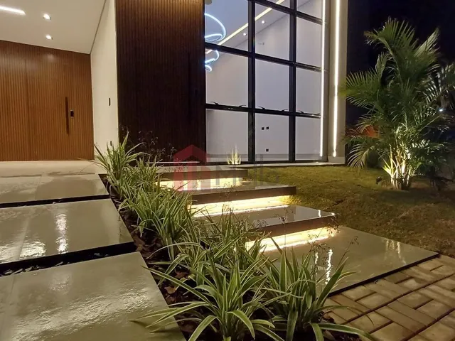 Imagem 15: Venda de Casa em Condomínio na Zona I de Umuarama-Pr: 3 Quartos, 3 Suítes, 2 Salas, 4 Banheiros, 194M². Venha Conferir!