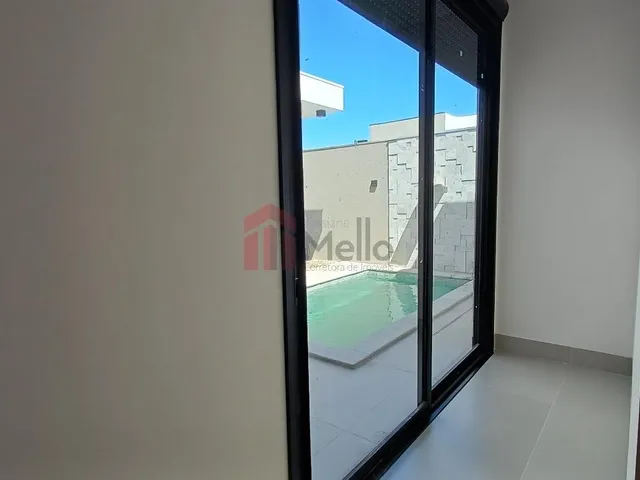Imagem 8: Venda de Casa em Condomínio na Zona I de Umuarama-Pr: 3 Quartos, 3 Suítes, 2 Salas, 4 Banheiros, 194M². Venha Conferir!