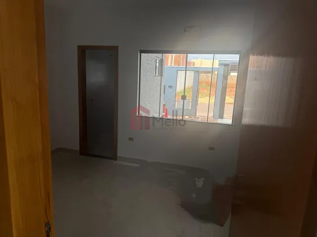Imagem 8: Casa À Venda em Umuarama-Pr, Jardim Cerejeiras: 1 Quarto, 1 Suíte, 1 Sala, 2 Banheiros, 2 Vagas de Garagem, 70M²