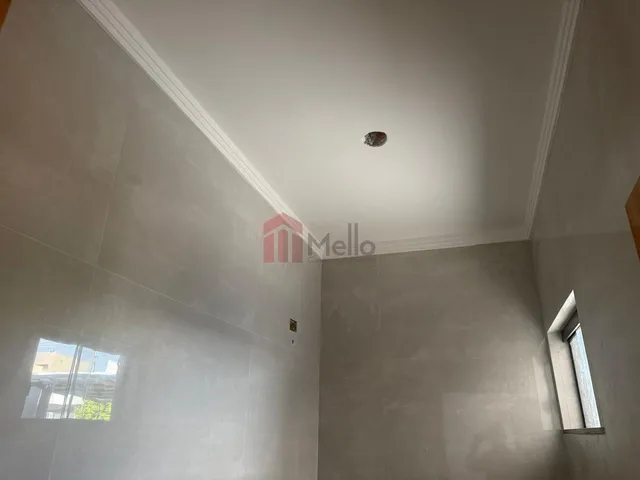 Imagem 12: Casa À Venda em Umuarama-Pr, Jardim Cerejeiras: 1 Quarto, 1 Suíte, 1 Sala, 2 Banheiros, 2 Vagas de Garagem, 70M²