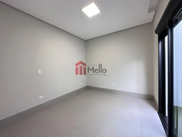 Imagem 12: Casa de 3 Quartos com Suíte À Venda em Umuarama-Pr, Parque Residencial Interlagos II - 195,23M² de Área!