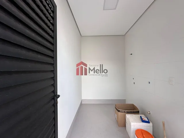 Imagem 2: Casa de 3 Quartos com Suíte À Venda em Umuarama-Pr, Parque Residencial Interlagos II - 195,23M² de Área!
