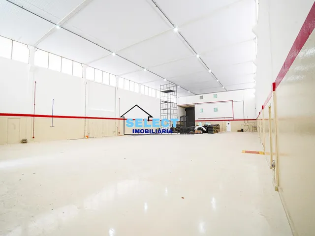 Imagem: Galpão Industrial com 1080 M² e Pé Direito