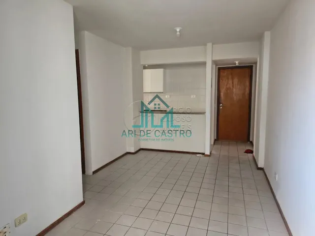 Imagem 6: Apartamento com 3 Quartos e Varanda À Venda no Edifícios na Ponta Verde com 59M²