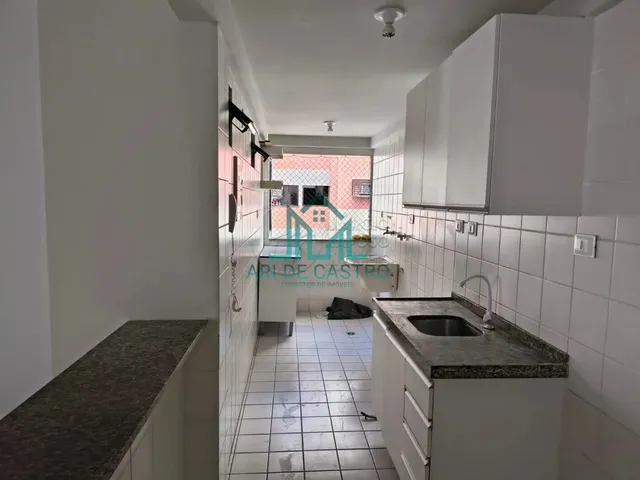 Imagem 4: Apartamento com 3 Quartos e Varanda À Venda no Edifícios na Ponta Verde com 59M²