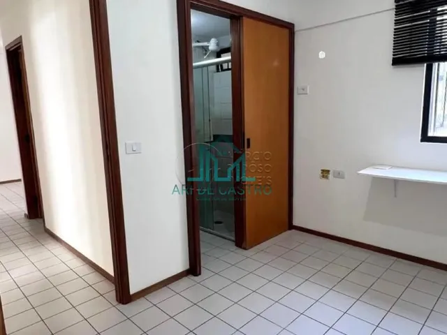 Imagem 4: Apartamento com 3 Quartos e Varanda À Venda na Ponta Verde com 59M²