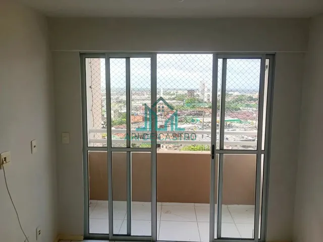 Imagem: Apartamento 3 Quartos e Varanda À Venda