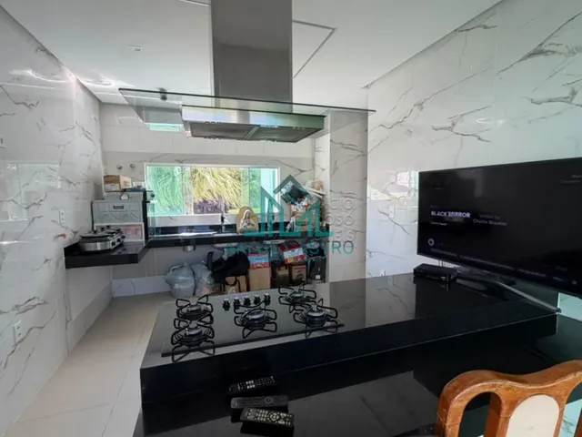 Imagem 3: Casa com 3 Suítes Sendo Uma Master e Área Gourmet À Venda na Serraria com 270M² Casa com 270M² de Área Construída Em