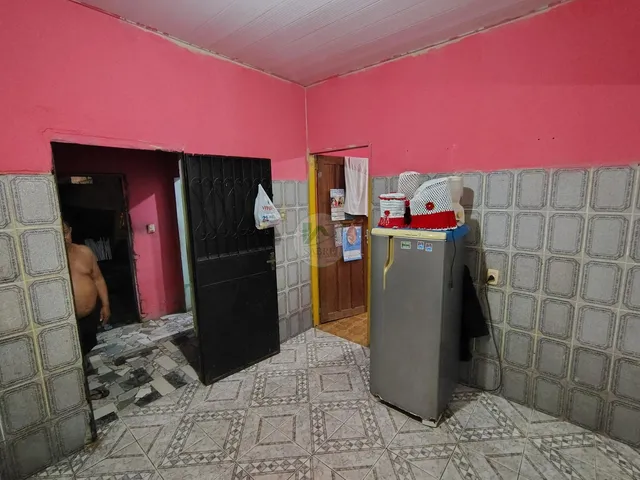 Imagem 10: Casa 4 Quartos a Venda no Conjunto Castanheiras Manaus