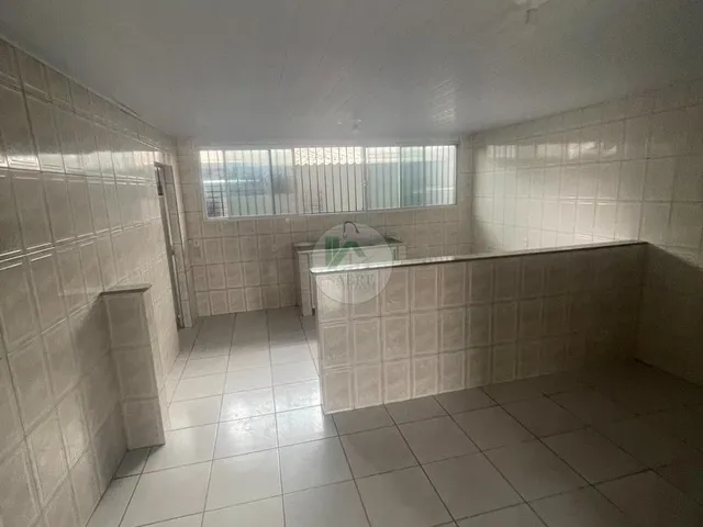 Imagem 3: Casa com 2 Quartos para Alugar no Flores, Cj Rio Maracanã