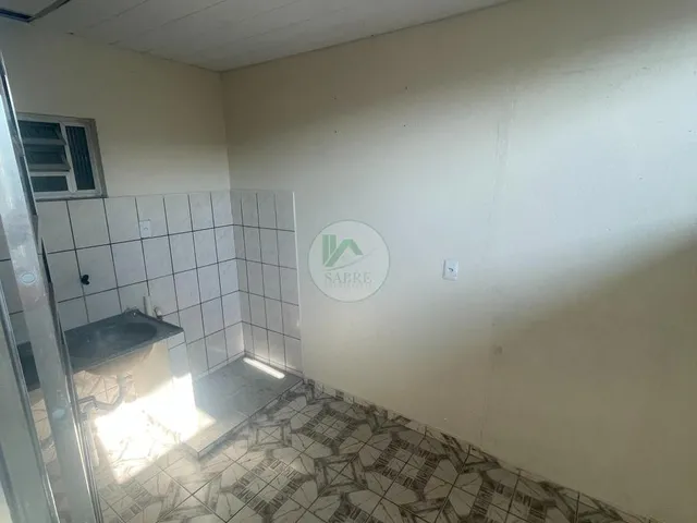 Imagem 2: Casa com 2 Quartos para Alugar no Flores, Cj Rio Maracanã