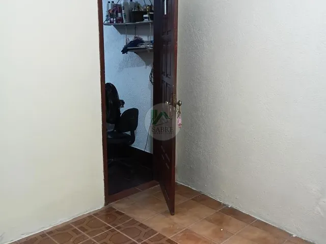 Imagem 2: Casa 5 Quartos com Ponto Comercial para Alugar em Manaus-Am