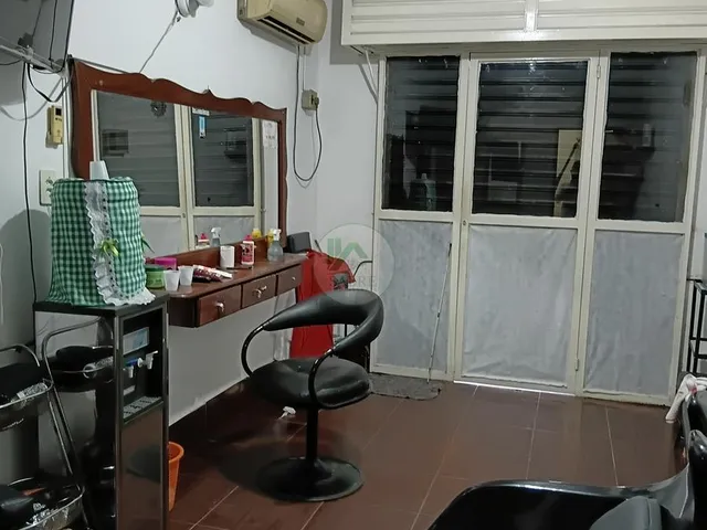 Imagem 4: Casa com Ponto Comercial À Venda em Manaus-Am