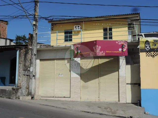 Imagem: Casa com Ponto Comercial a Venda no Bairro