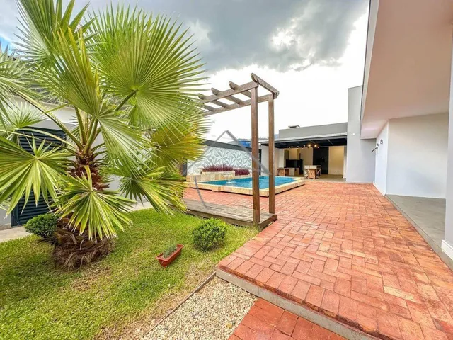 Imagem 2: Casa com 4 Suítes À Venda,551.00 M², Sao Luis, Jaragua do Sul - Sc