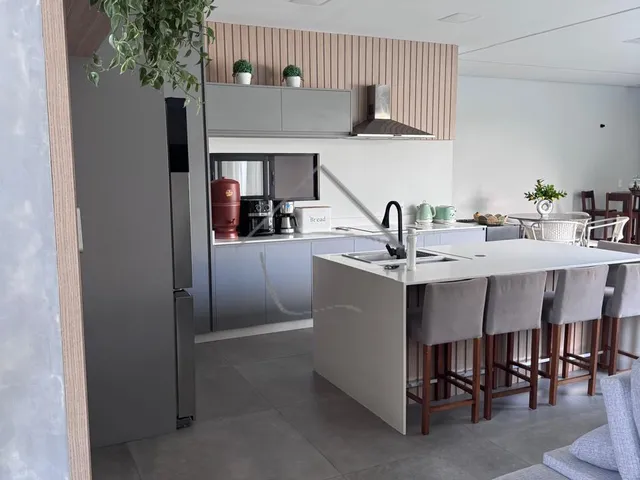 Imagem: Casa com 3 Suítes À Venda, Amizade, Jaragua