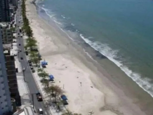 Imagem: 4 Dormitórios Frente Mar em Balneário