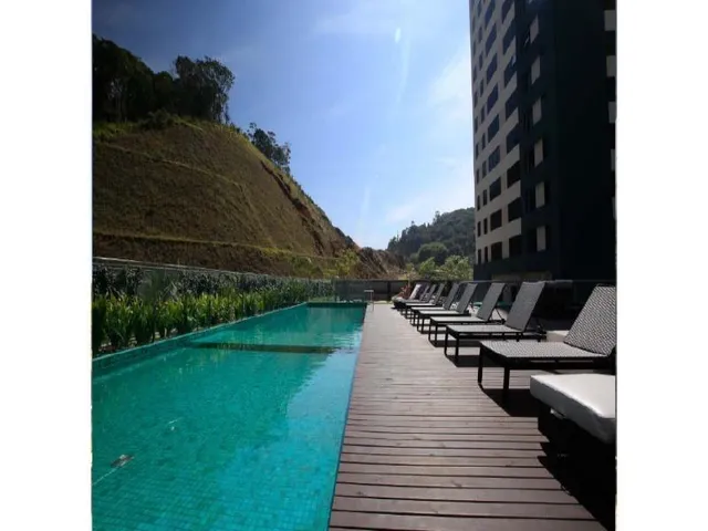Imagem 11: Apartamento 2 Dormitórios Suite Mobiliado na Praia Brava- Mobiliado
