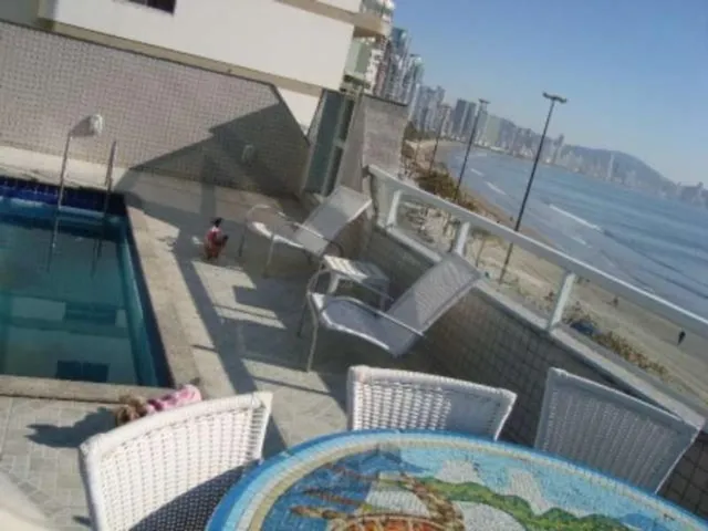 Imagem 9: Diferenciado Frente Mar com Piscina Privativa