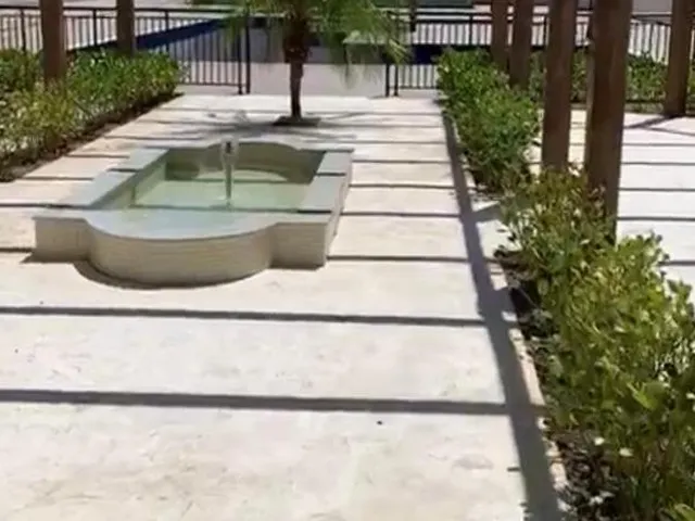 Imagem 4: Apartamento em Condominio com Lazer em Camboriú- Sacada com Churrasqueira