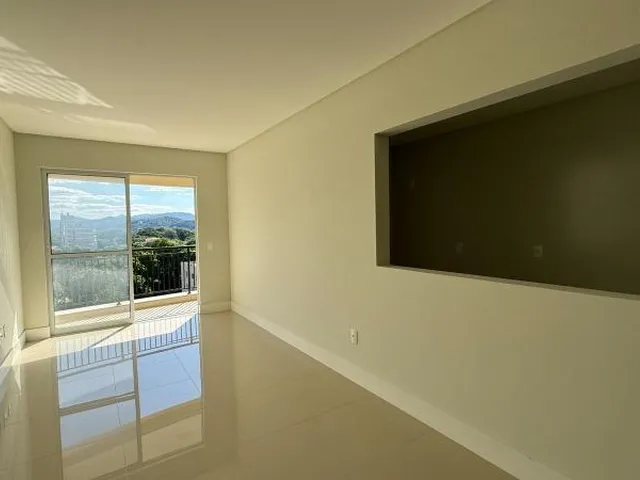 Imagem 6: Apartamento em Condominio com Lazer em Camboriú- Sacada com Churrasqueira
