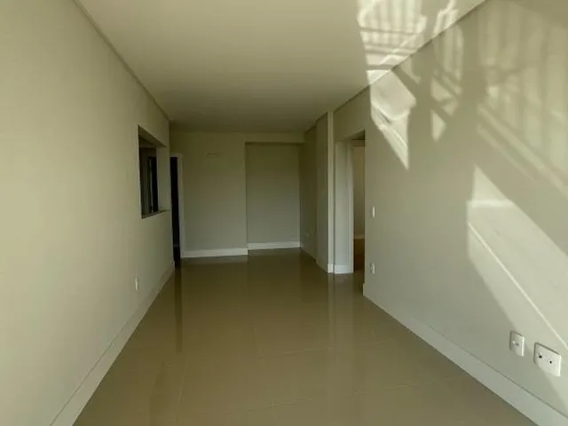 Imagem 10: Apartamento em Condominio com Lazer em Camboriú- Sacada com Churrasqueira