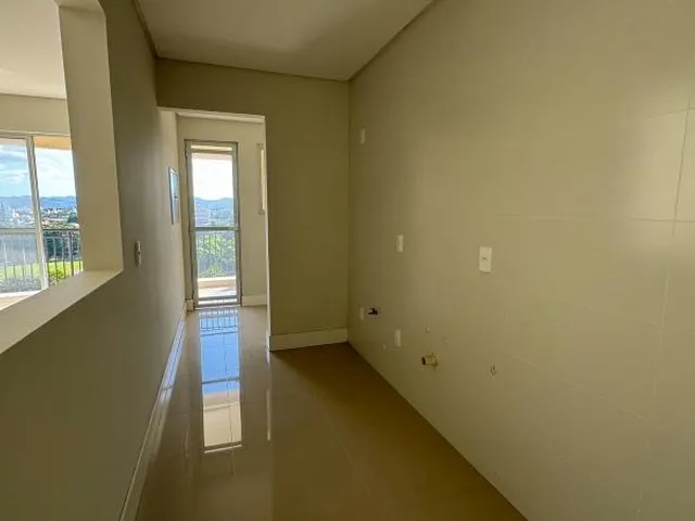 Imagem 13: Apartamento em Condominio com Lazer em Camboriú- Sacada com Churrasqueira
