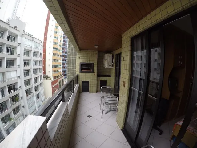 Imagem 7: Apartamento 3 Dormitorios Regiao da Igreja Matriz. Sacada com Churrasqueira