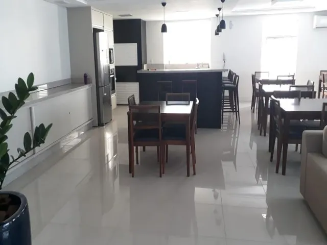 Imagem 9: Apartamento 2 Dormitorios Suite com Churrasqueira em Balneário Camboriú- Rua Reta Ao Mar