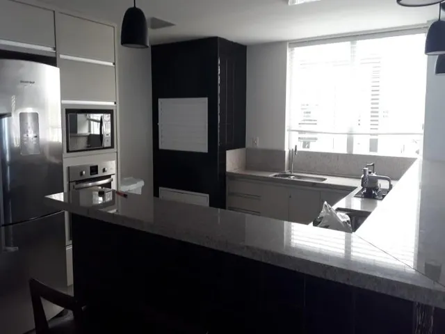 Imagem 8: Apartamento 2 Dormitorios Suite com Churrasqueira em Balneário Camboriú- Rua Reta Ao Mar