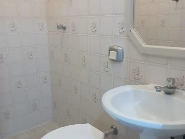 Imagem 5: Grande Apartamento na Av. Atlantica, Central