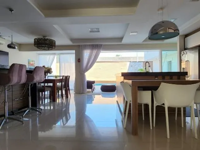 Imagem: Casa Alto Padrão em Condomínio Fechado
