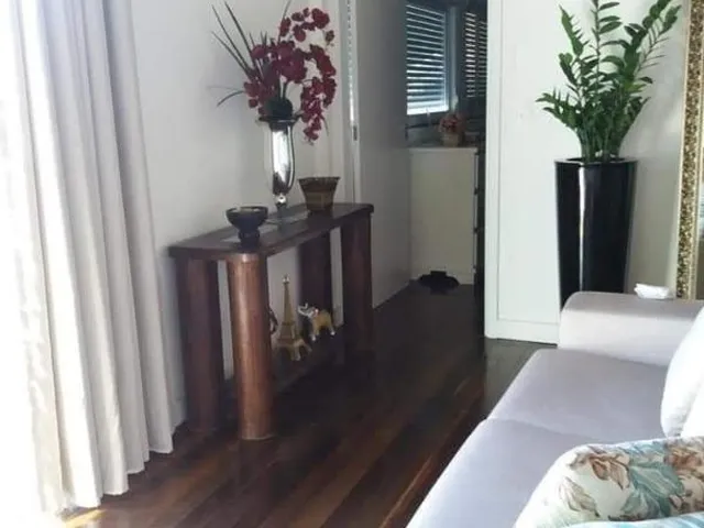 Imagem 11: Casa na Frente e Sobrado nos Fundos Estuda Permuta no Valor de Ate R$2.000.000,00