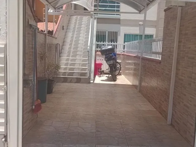 Imagem 2: Sobrado no Bairro Tabuleiro Próximo Ao Atacadista Preceiro em Camboriú
