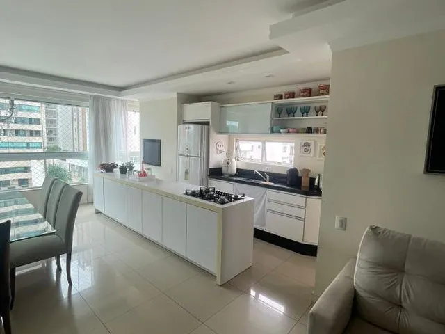 Imagem 4: Apartamento 3 Dormitorios com Churrasqueira no Centro de Balneário Camboriú