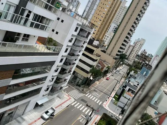 Imagem 13: Apartamento 3 Dormitorios com Churrasqueira no Centro de Balneário Camboriú