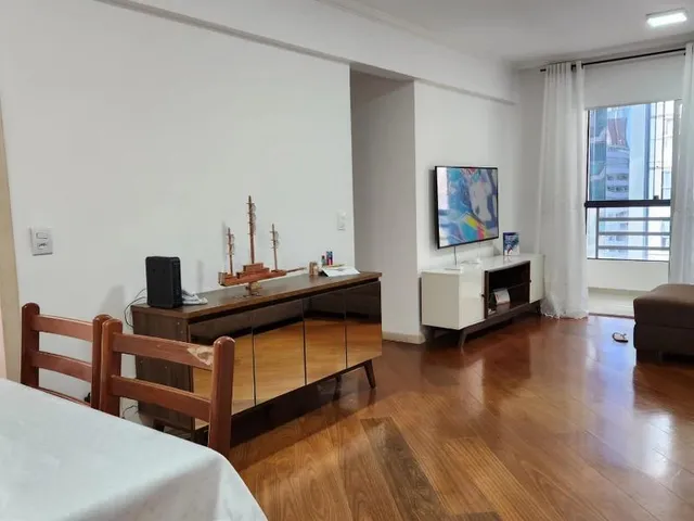 Imagem 2: Prédio Frente Mar Apartamento de Fundos em Balneário Camboriú