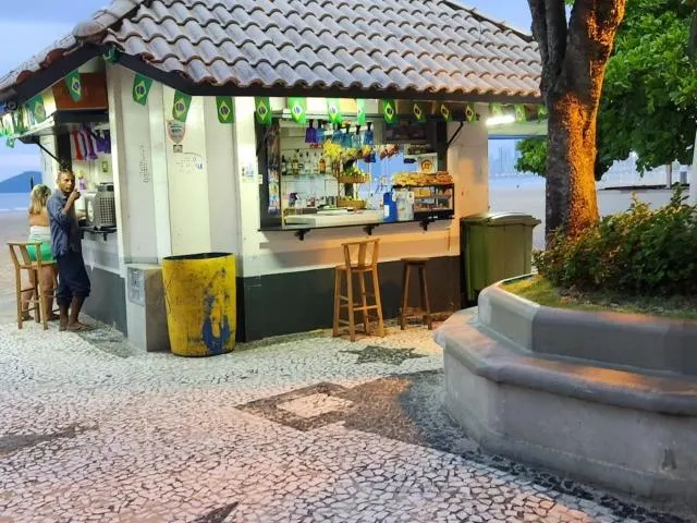 Imagem 7: Prédio Frente Mar Apartamento de Fundos em Balneário Camboriú