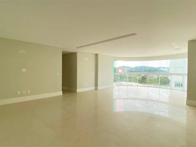 Imagem 7: Apartamento em Condomínio Alto Padrão na Praia Brava. Mobiliado