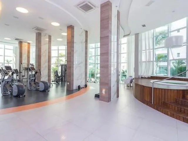 Imagem 2: Apartamento em Condomínio Alto Padrão na Praia Brava. Mobiliado
