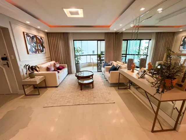 Imagem 11: Apartamento Amplo com 3 Dormitórios + Dependência- Quadra Mar Balneário Camboriu