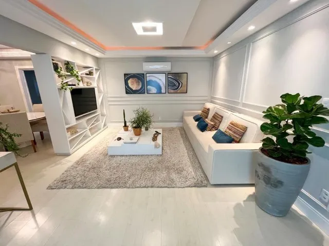Imagem 12: Apartamento Amplo com 3 Dormitórios + Dependência- Quadra Mar Balneário Camboriu