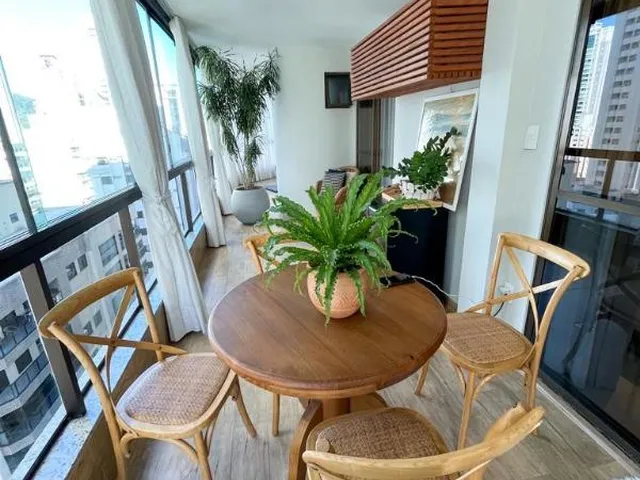 Imagem 13: Apartamento Amplo com 3 Dormitórios + Dependência- Quadra Mar Balneário Camboriu