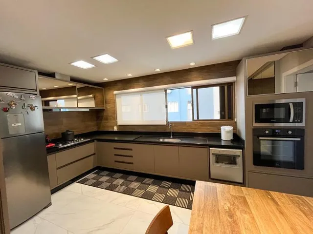 Imagem 14: Apartamento Amplo com 3 Dormitórios + Dependência- Quadra Mar Balneário Camboriu