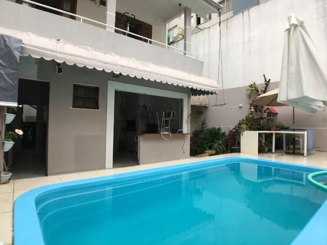 Imagem: Casa com Piscina no Centro, Terreno com